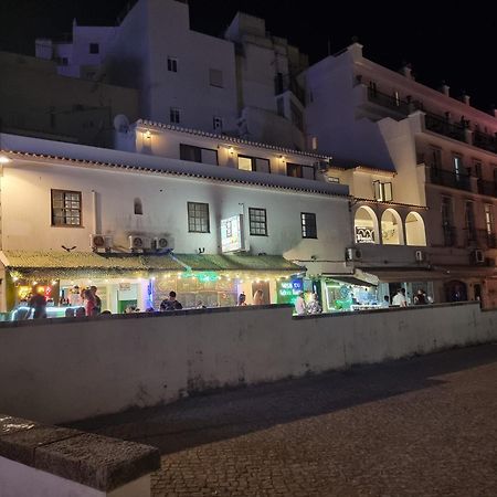 Wonder Charm Guesthouse Albufeira Extérieur photo