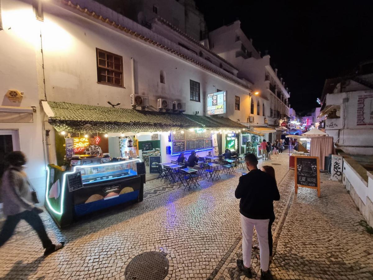Wonder Charm Guesthouse Albufeira Extérieur photo