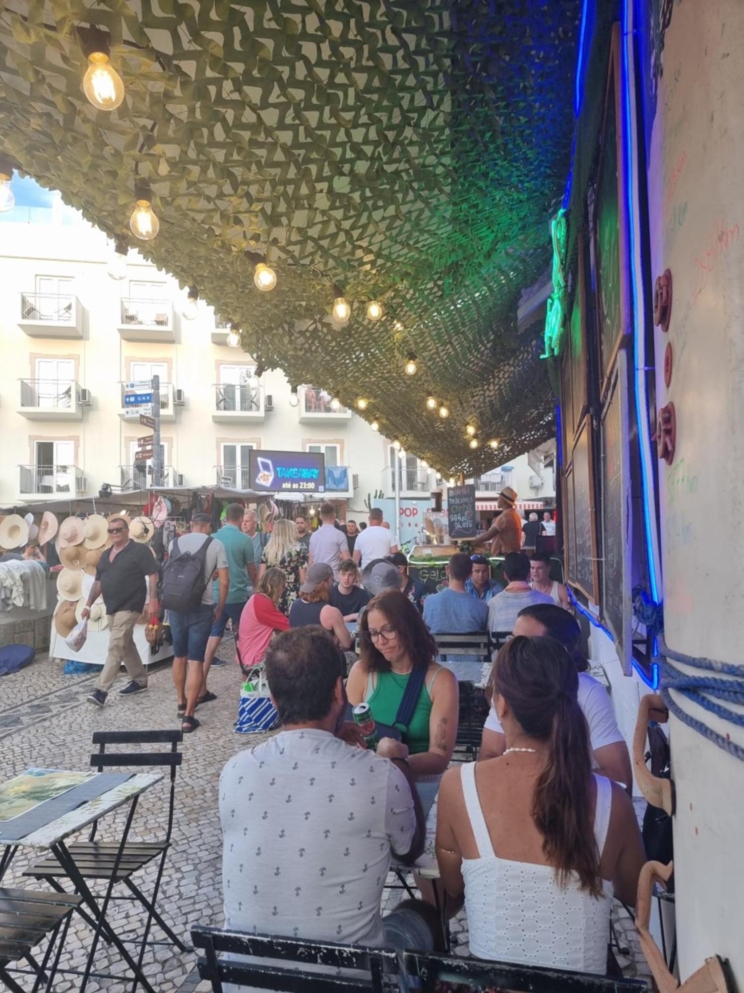 Wonder Charm Guesthouse Albufeira Extérieur photo