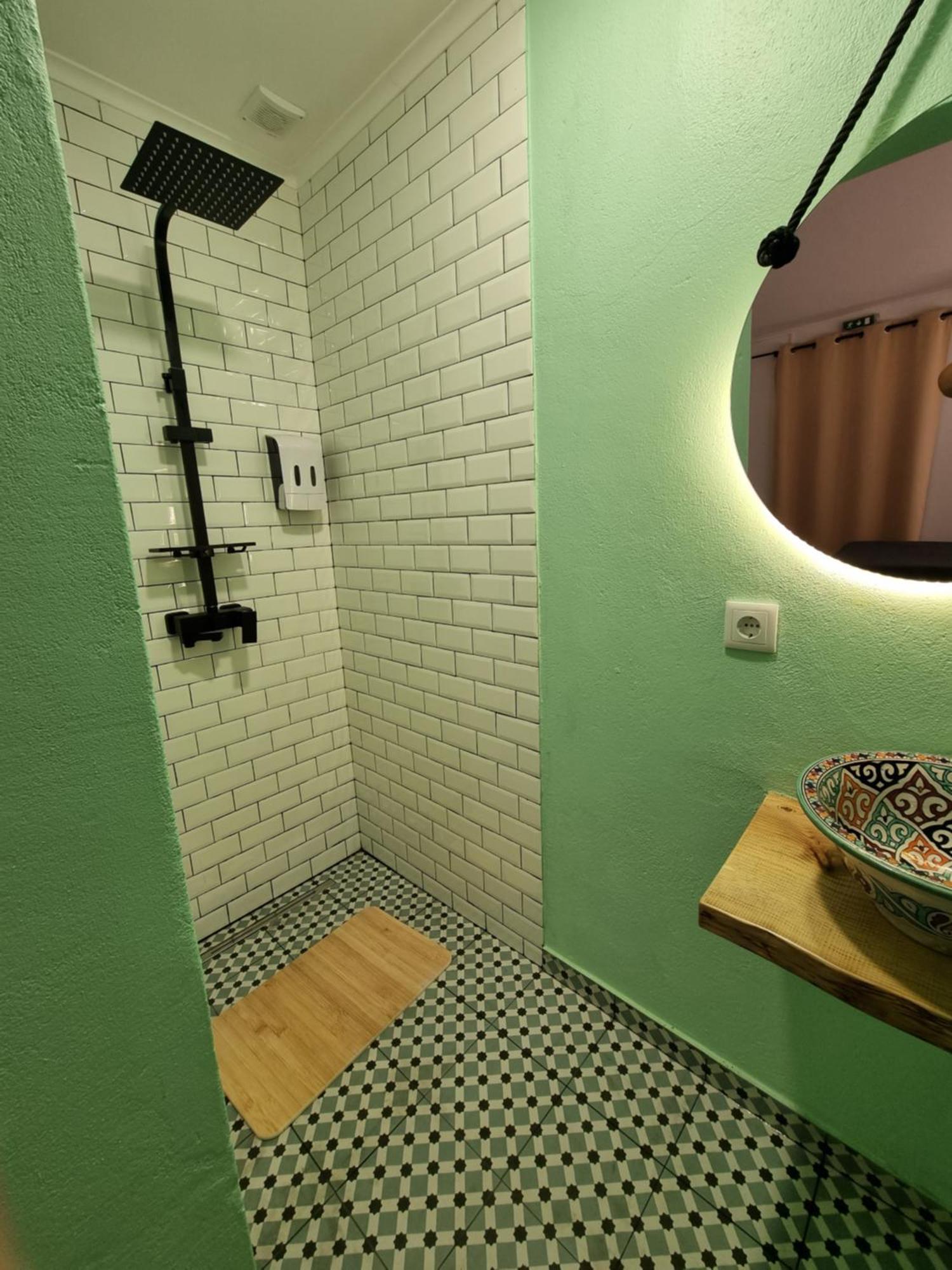 Wonder Charm Guesthouse Albufeira Chambre photo